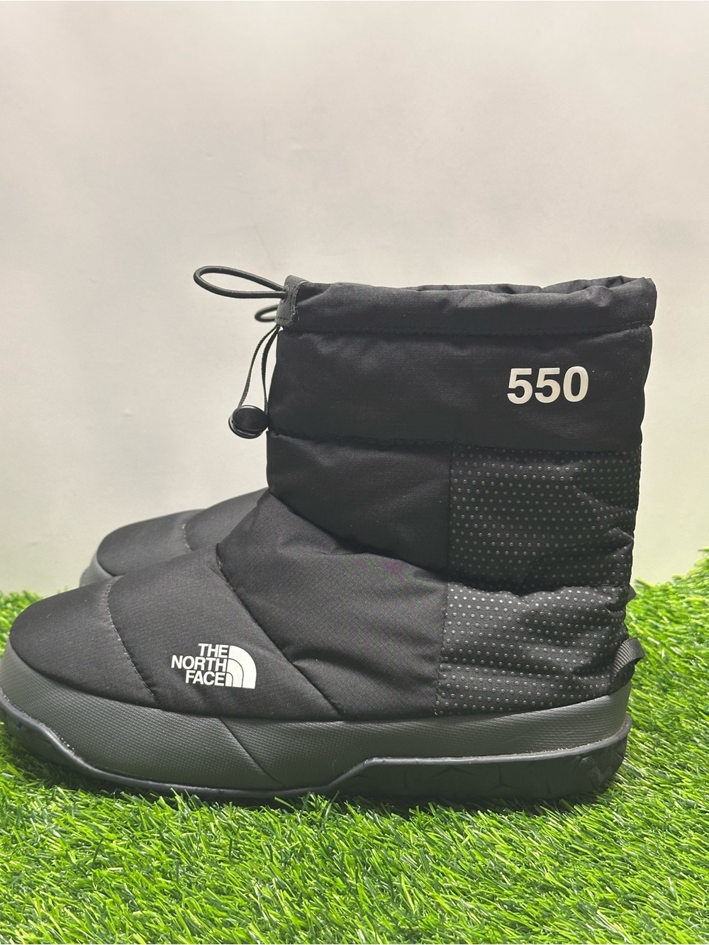 Men  The North Face Nuptse 550-Down Apres Insulated Warm Bootie - Black Size